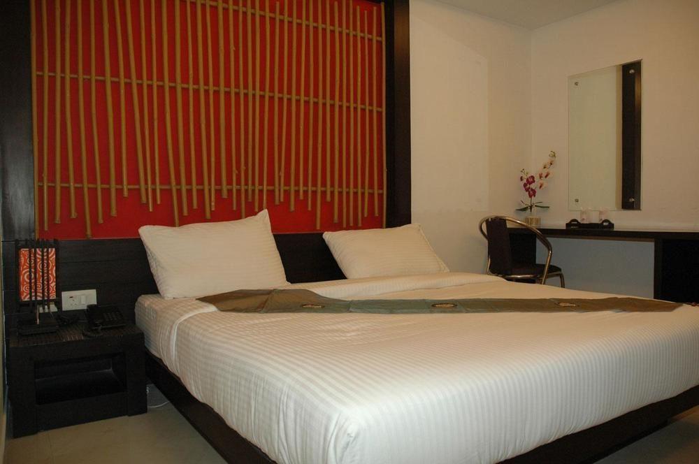 Hotel Swaran Palace Delhi (National Capital Territory of India) Exterior foto